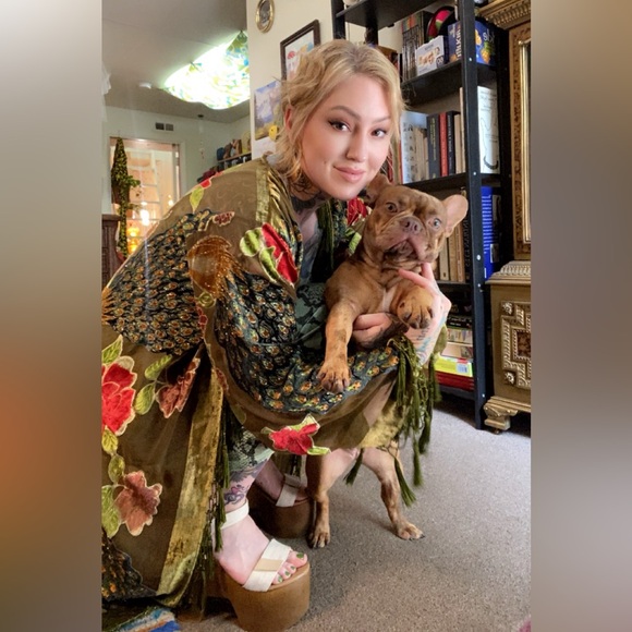 Meet your Posher, Kristy - Picture 1 of 6